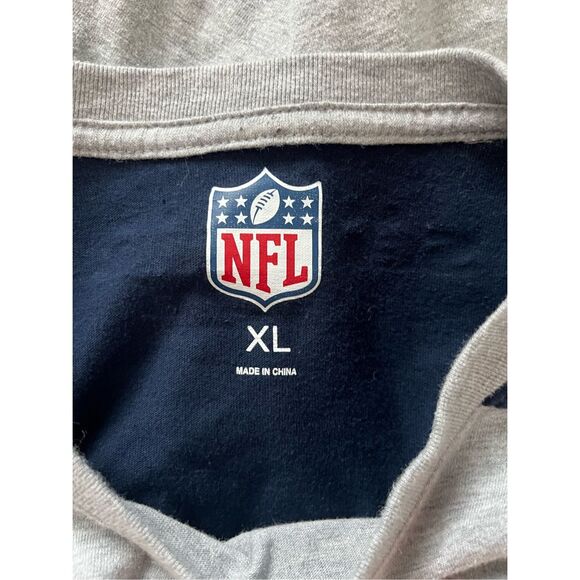 NFL Seattle Seahawks Gray Crewneck Embroidered Long Sleeve Shirt Women’s XL - Picture 2 of 4